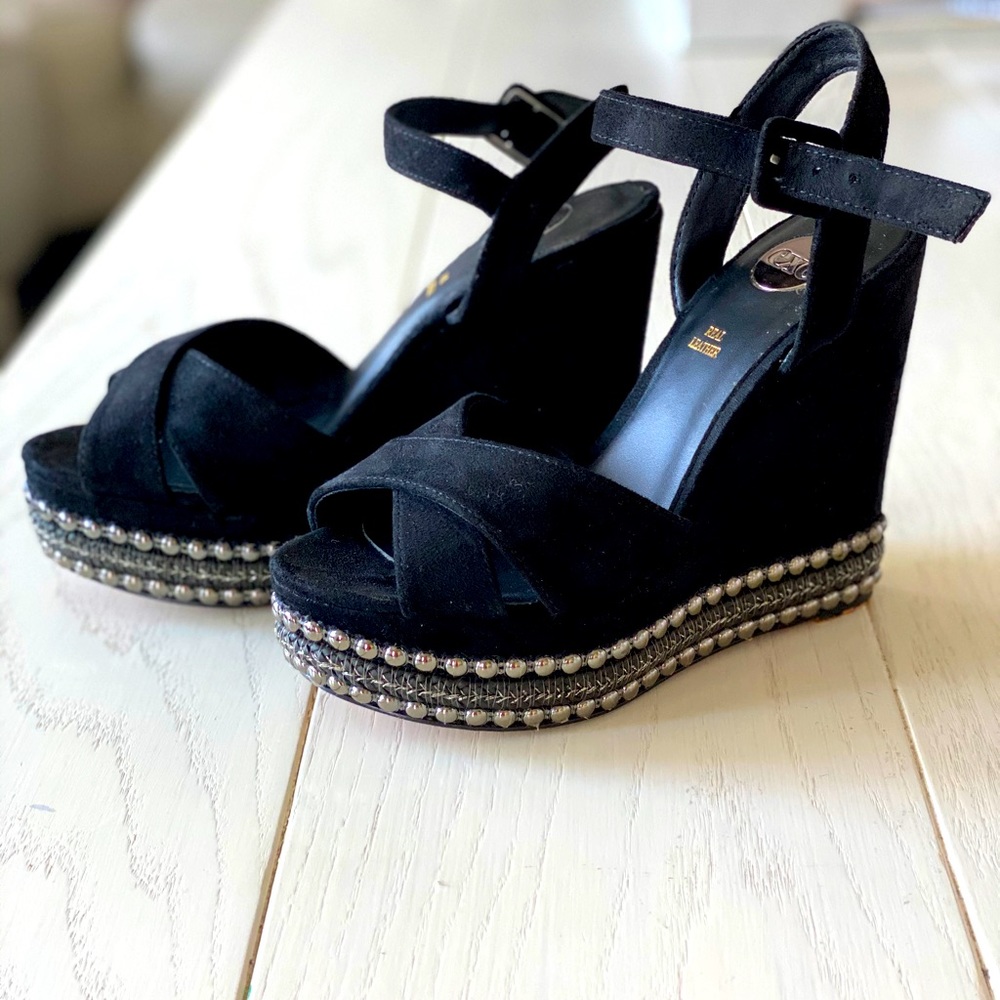 Beautiful wedges sandal European brand Exe